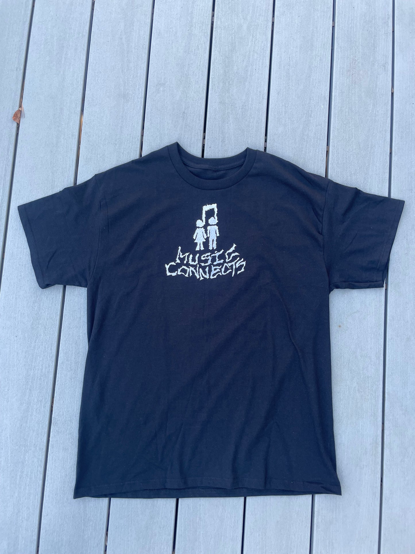 Music connects T shirt (Black)